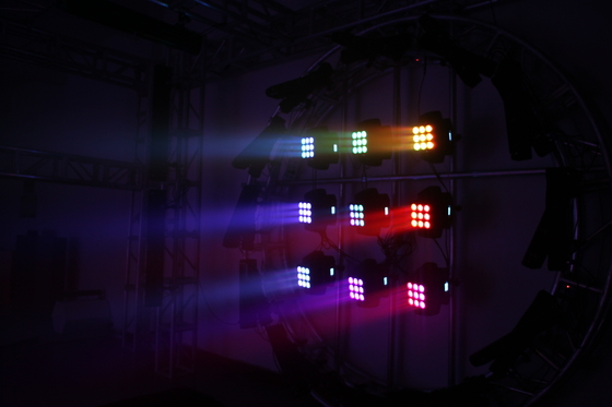 Pixel 9*10W 4 della luce della fase di IP20 LED in 1 illuminazione commovente del DJ di effetto del fascio della matrice di RGBW LED