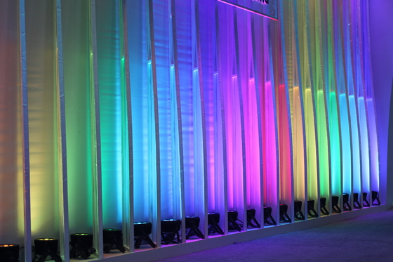 Il lavaggio leggero di colore pieno di RGB 12*3W di parità piana di Rohs LED ha condotto l'illuminazione par della fase per le nozze del partito