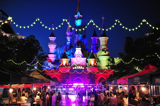 12x10w Led Waterproof Par Light RGBW 4 in 1 IP65 DMX512 Stage Wash Light Per il progetto Fantawild Cartoon Castle