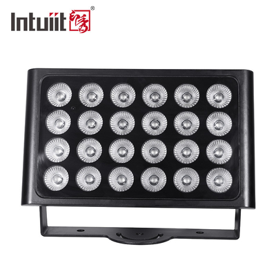 8 la fase a pile del × 15W RGBW LED si accende con telecomando